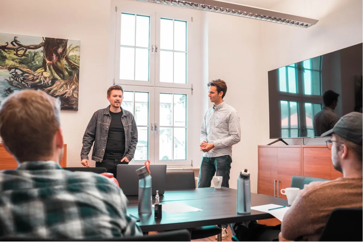 Teambesprechung im sorum-Büro in Hann. Münden