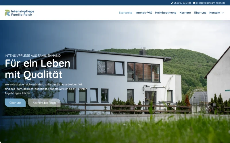 Startseite der Intensivpflege Familie Reich mit dem Pflegeteam. Website erstellt von sorum (Intensivpflege)